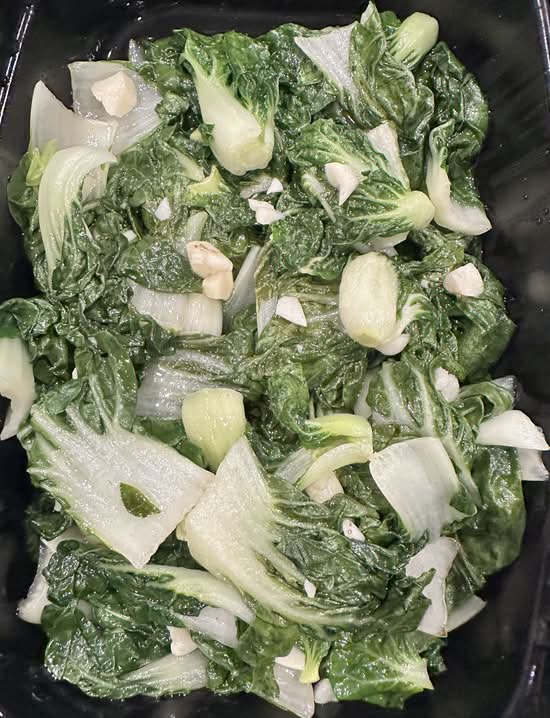 128 Stir-Fried Baby Bok Choy with Garlic 蒜蓉白菜苗